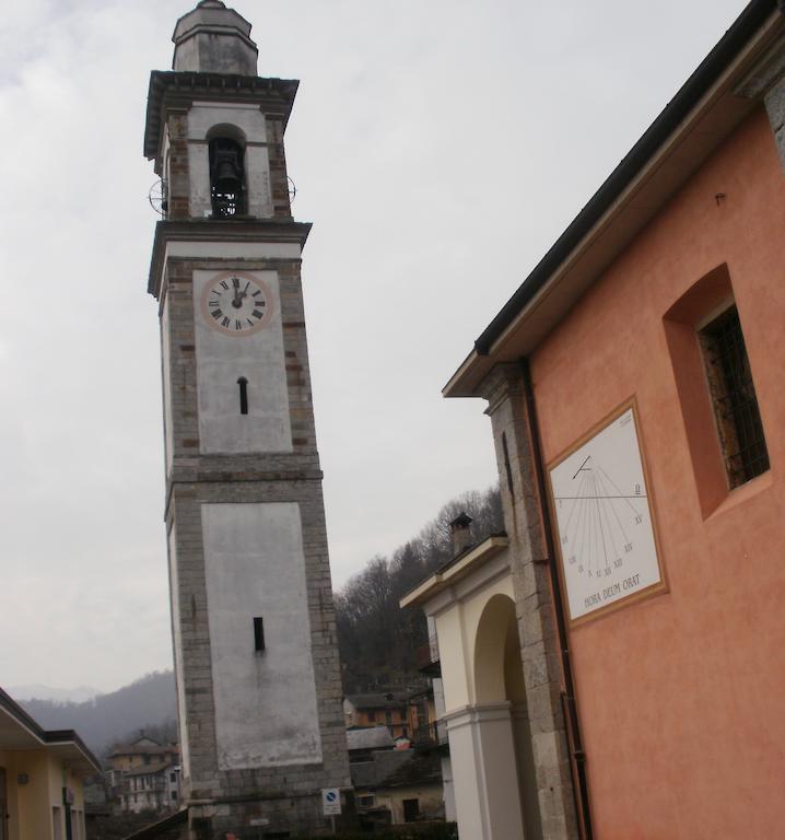 B&B Il Castello Lago Maggiore Con Terrazza Cossogno Luaran gambar