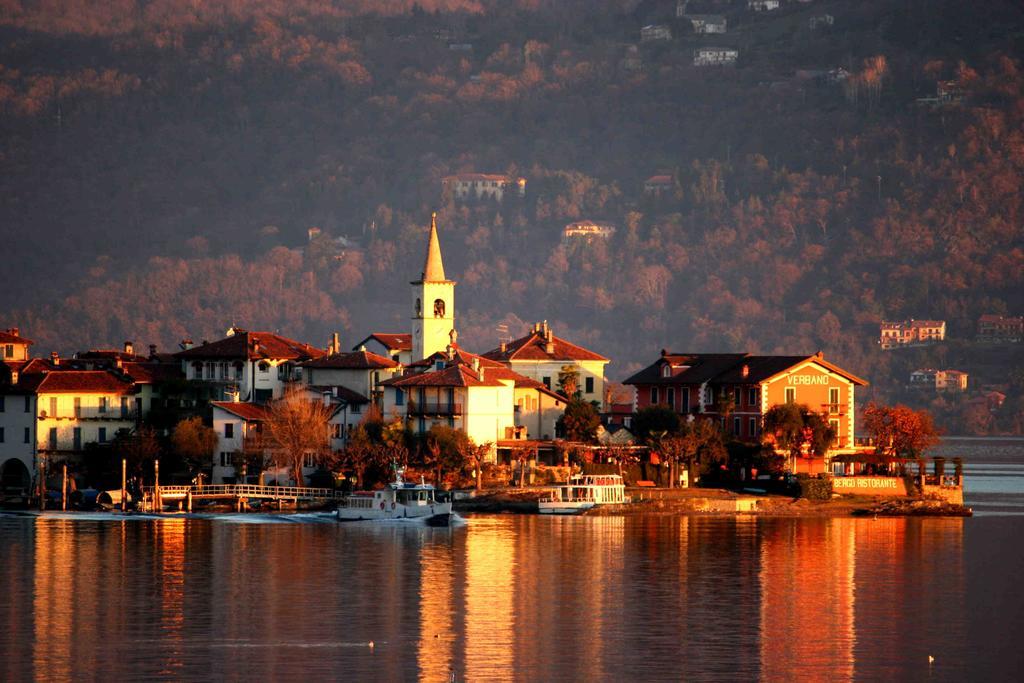 B&B Il Castello Lago Maggiore Con Terrazza Cossogno Luaran gambar